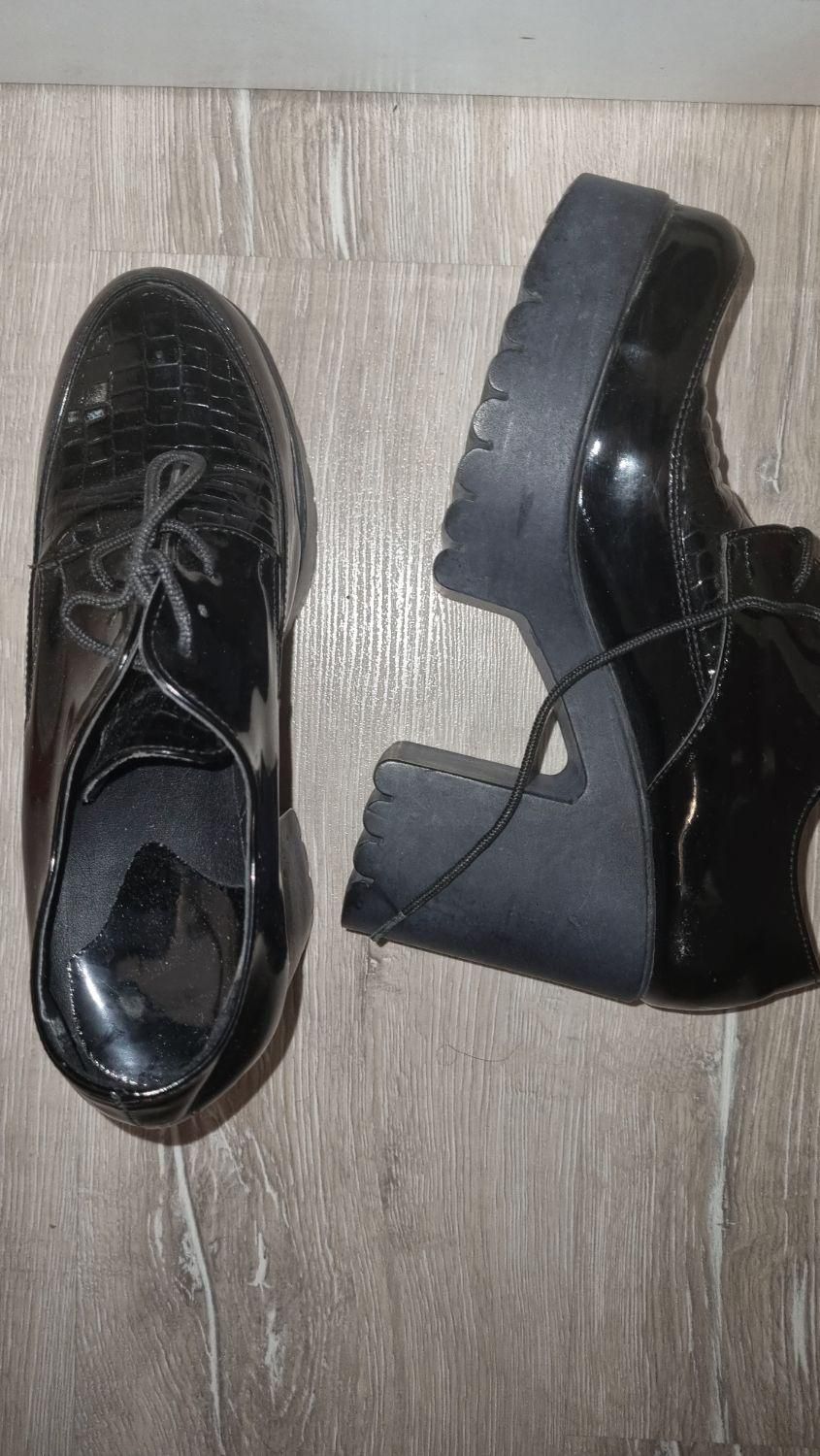 کفش مجلسی لژدار بنددار سایز ۳۹|کیف، کفش، کمربند|تبریز, |دیوار