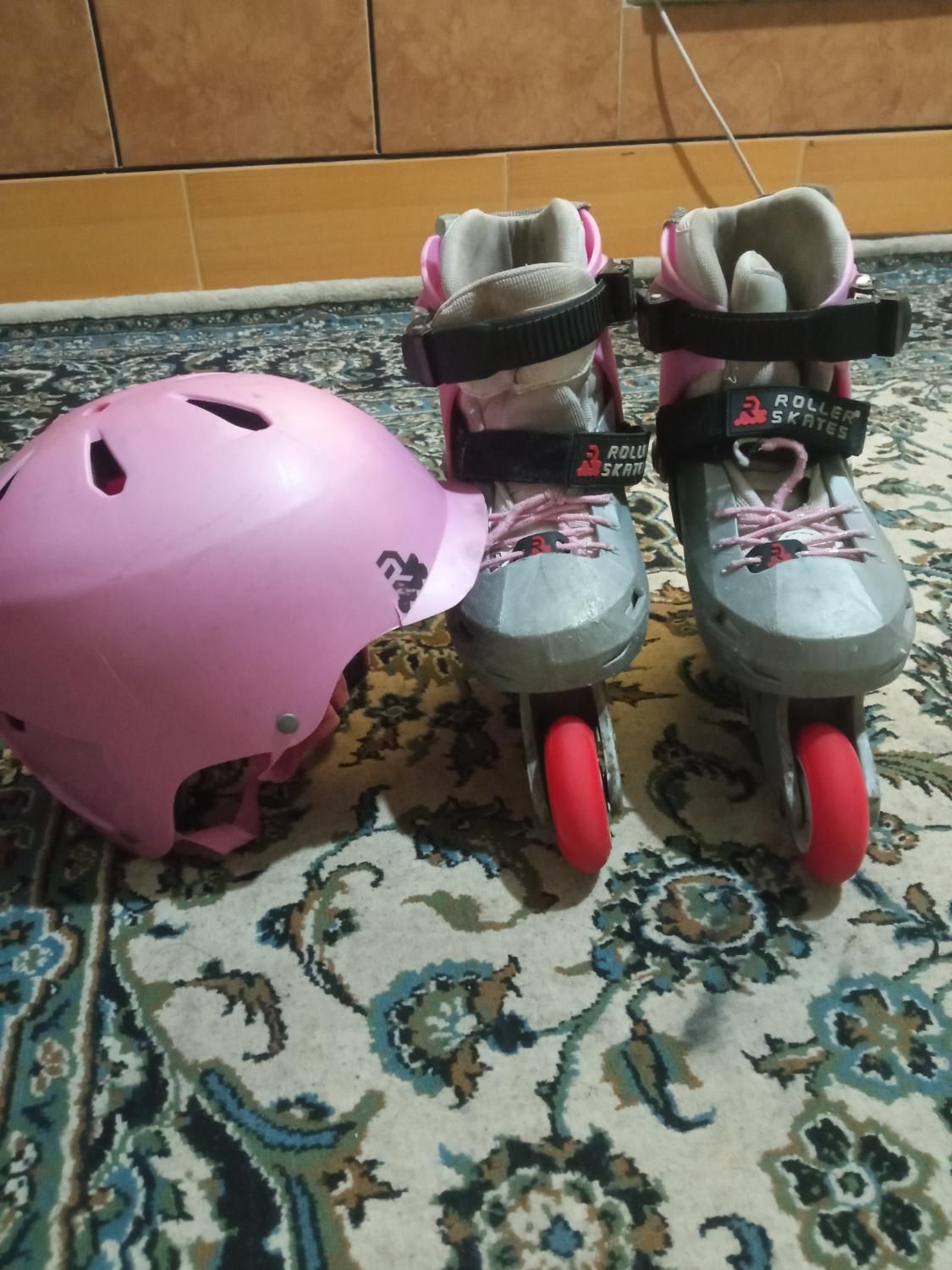 اسکیت دخترانه درحد نو|دوچرخه، اسکیت، اسکوتر|گنبد کاووس, |دیوار