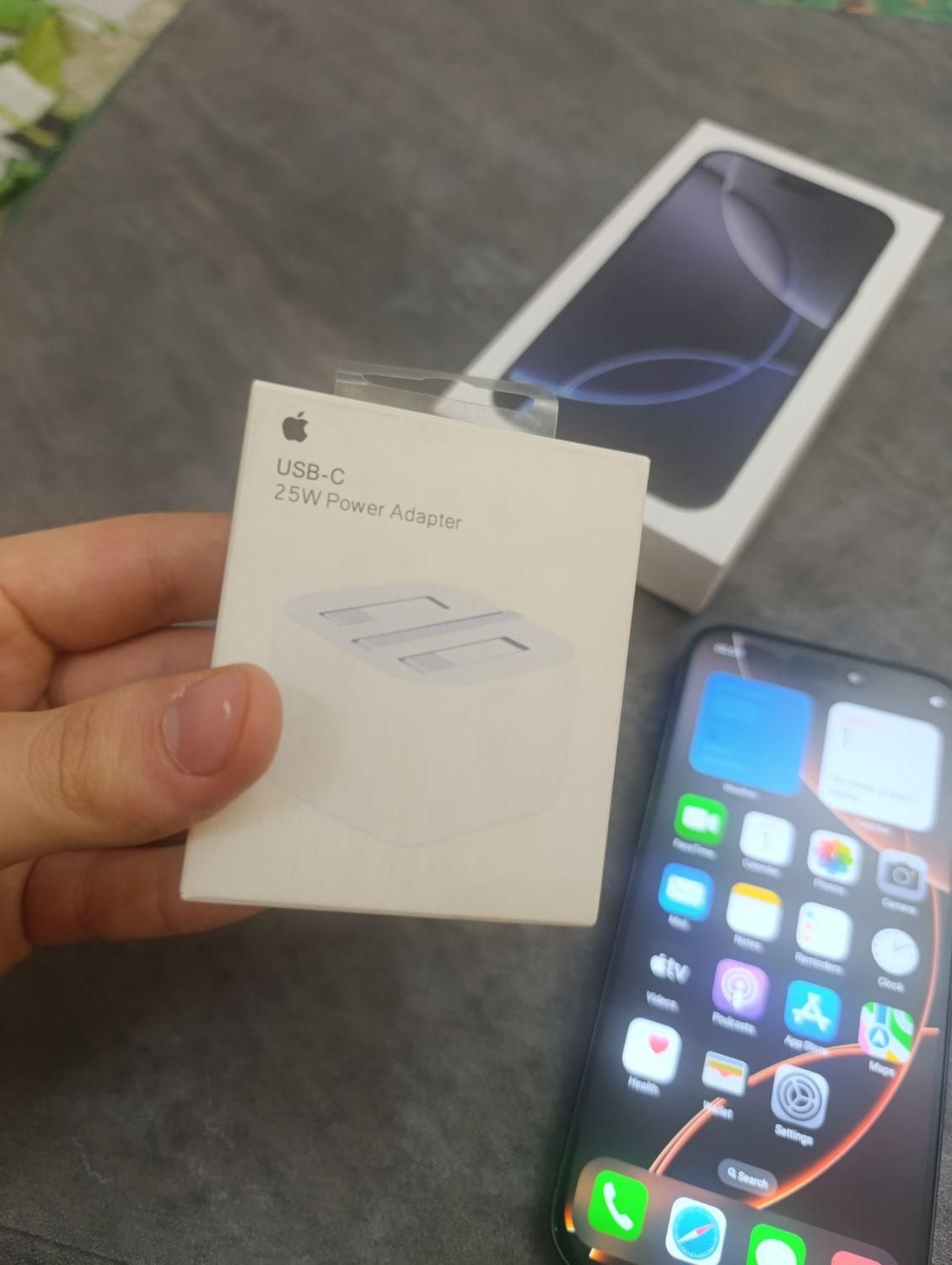 اپل iPhone 16 Pro با حافظهٔ ۱ ترابایت|موبایل|اهواز, پادادشهر|دیوار