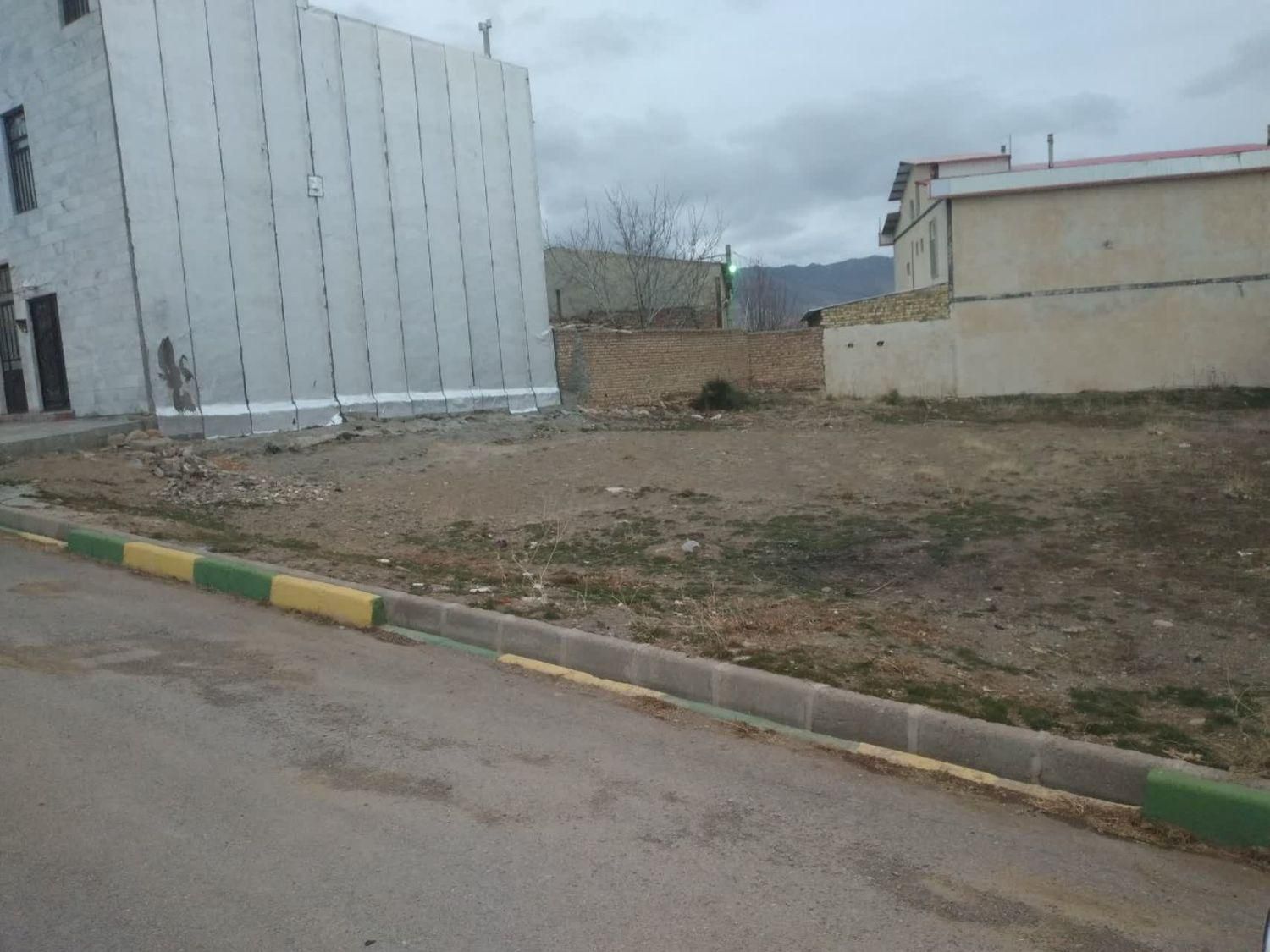 فروش زمین مسکونی ۲۰۰ متری منطقه خوش آب و هوا|فروش زمین و ملک کلنگی|شازند, |دیوار