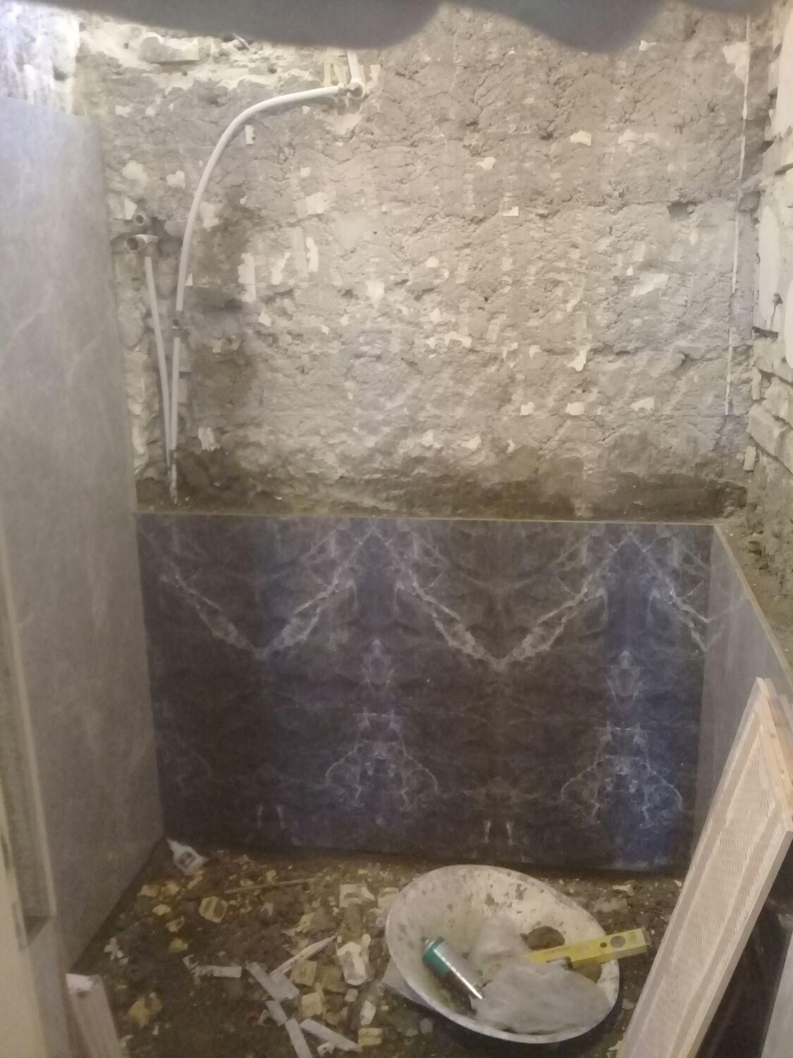 کاش کار وسرامیک کار درجه یک . تمام کار ساختمانی .|خدمات پیشه و مهارت|شازند, |دیوار