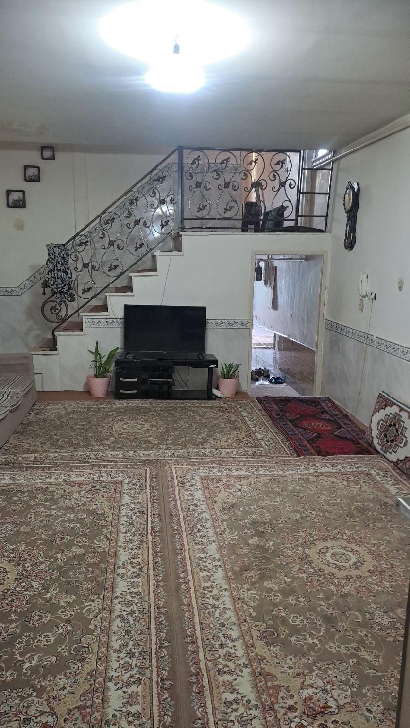 ویلایی ۱۰۰متری ، پشت مسجد خاتم|فروش خانه و ویلا|ابهر, |دیوار