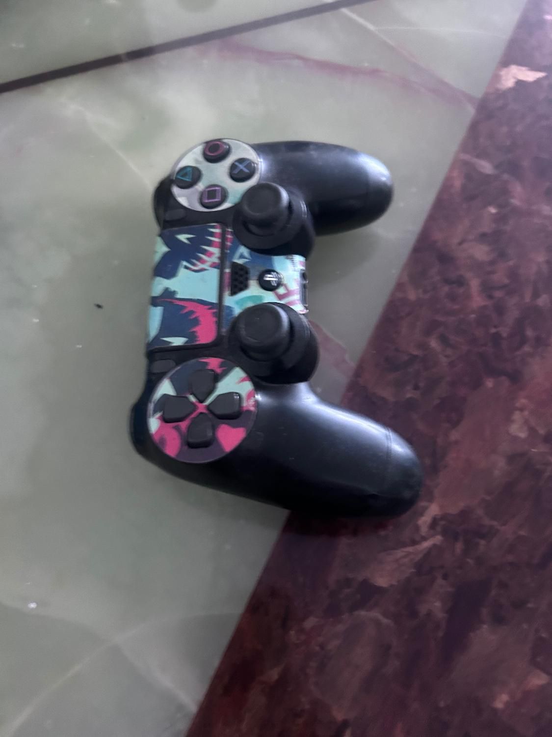 دسته اورجینال ps4 با برچست رایگان(خواستید بِکَنید)|کنسول، بازی ویدئویی و آنلاین|تهران, اختیاریه|دیوار