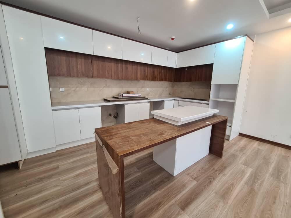 آپارتمان ۱۱۶ متری ۲ خواب ویو کوه بدون مشرف