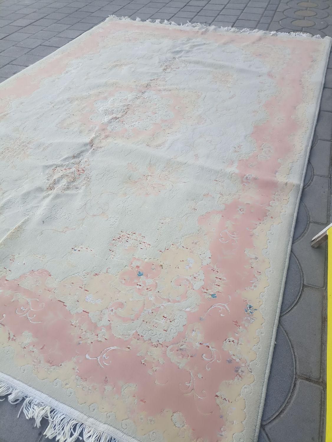 یک جفت شیش متری سالم بدون ایراد با جنس فوق‌العاده|فرش|خوی, |دیوار