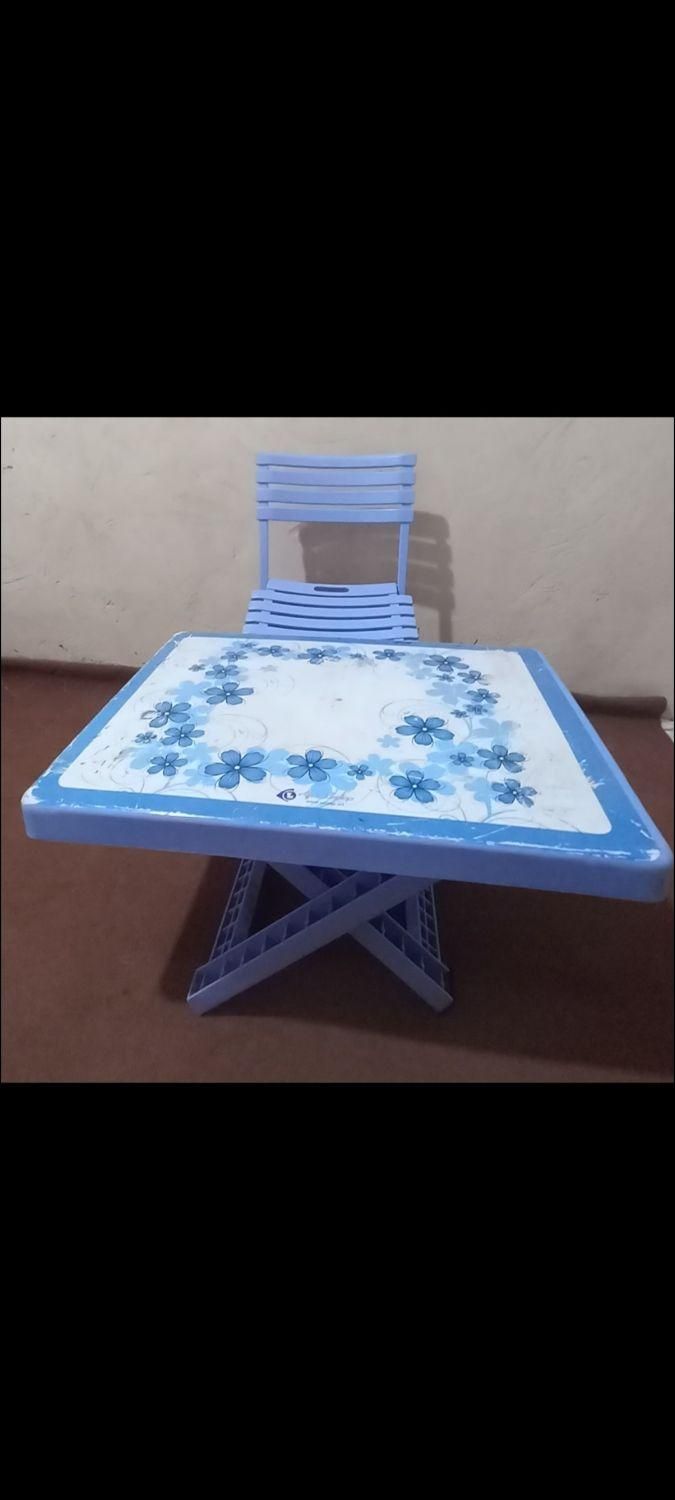 میزوصندلی تاشو و حلقه ورزشی به فروش میرسد|اسباببازی بچه|اهر, |دیوار