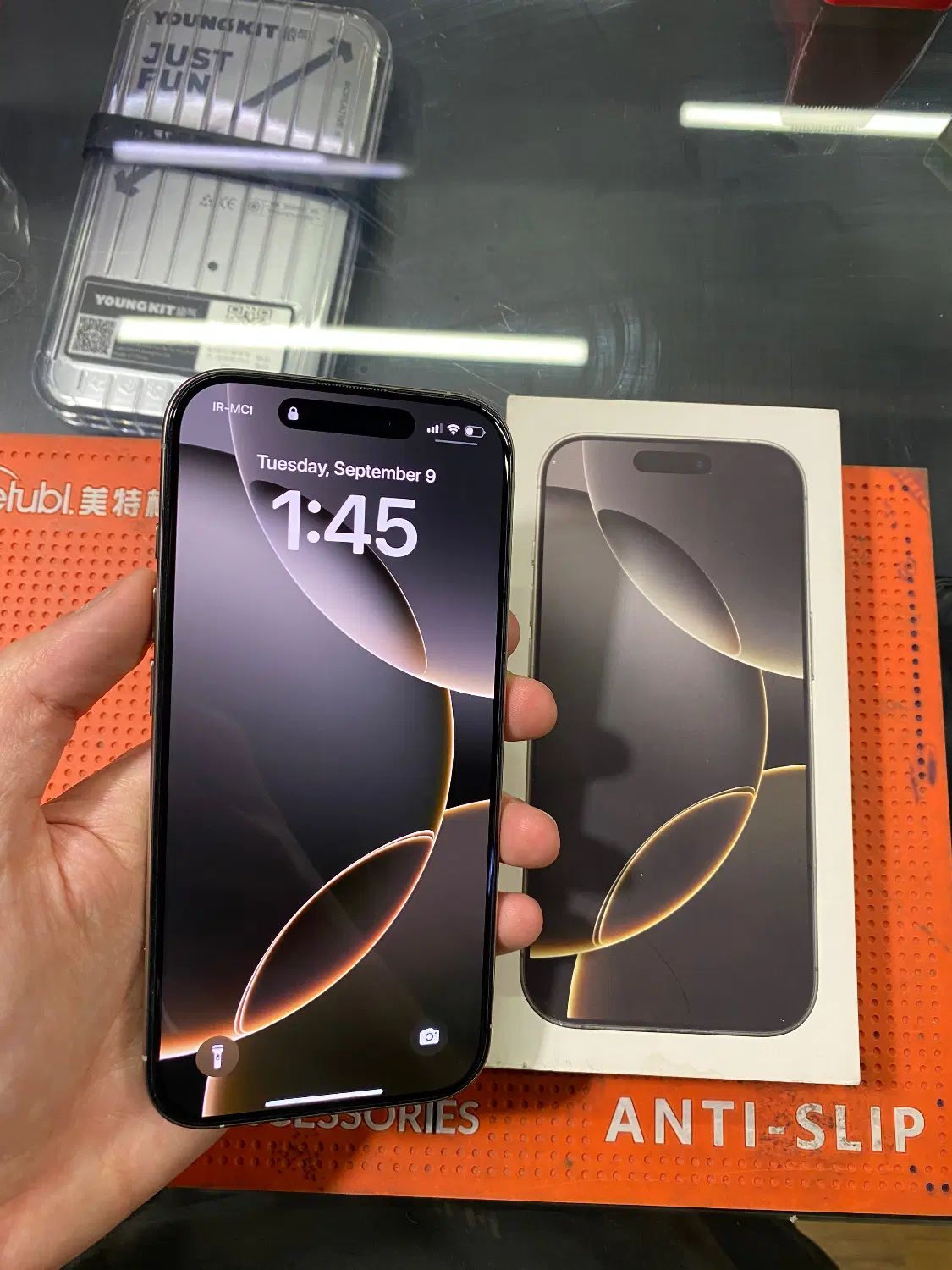 Iphone 16pro 256 zaaایفون ۱۶ پرو|موبایل|تهران, گلستان (شهرک راه آهن)|دیوار