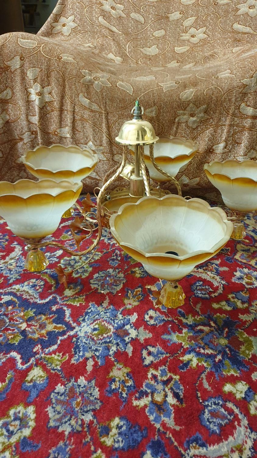 لوستر بزرگ|لوستر و چراغ آویز|اصفهان, خواجو|دیوار