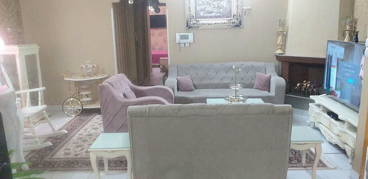 ۷۴متر ۲ خواب تمیز/ انباری بزرگ/ بالکن/ پارک موتور|اجارهٔ آپارتمان|تهران, دروازه شمیران|دیوار