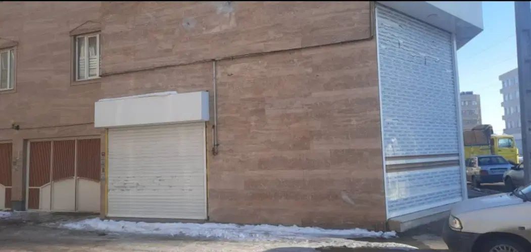 مغازه ۱۰۸ متری با نیم طبقه شهرک ساحلی اردبیل|اجارهٔ مغازه و غرفه|اردبیل, |دیوار