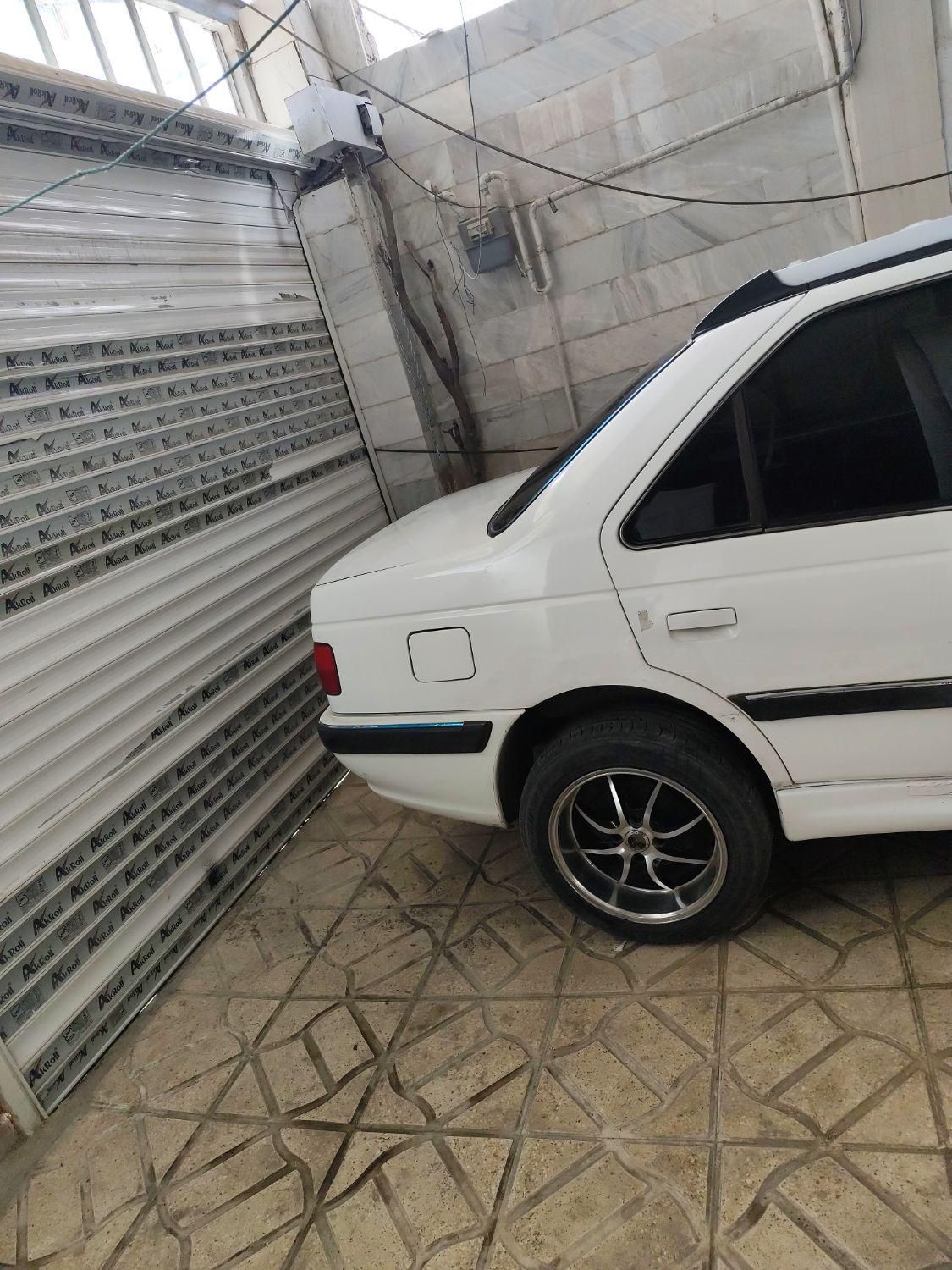 سویت دوخوابه باپارکینگ بزنگ خالیه آنلاینم|اجارهٔ کوتاه‌مدت آپارتمان و سوئیت|کرمانشاه, |دیوار