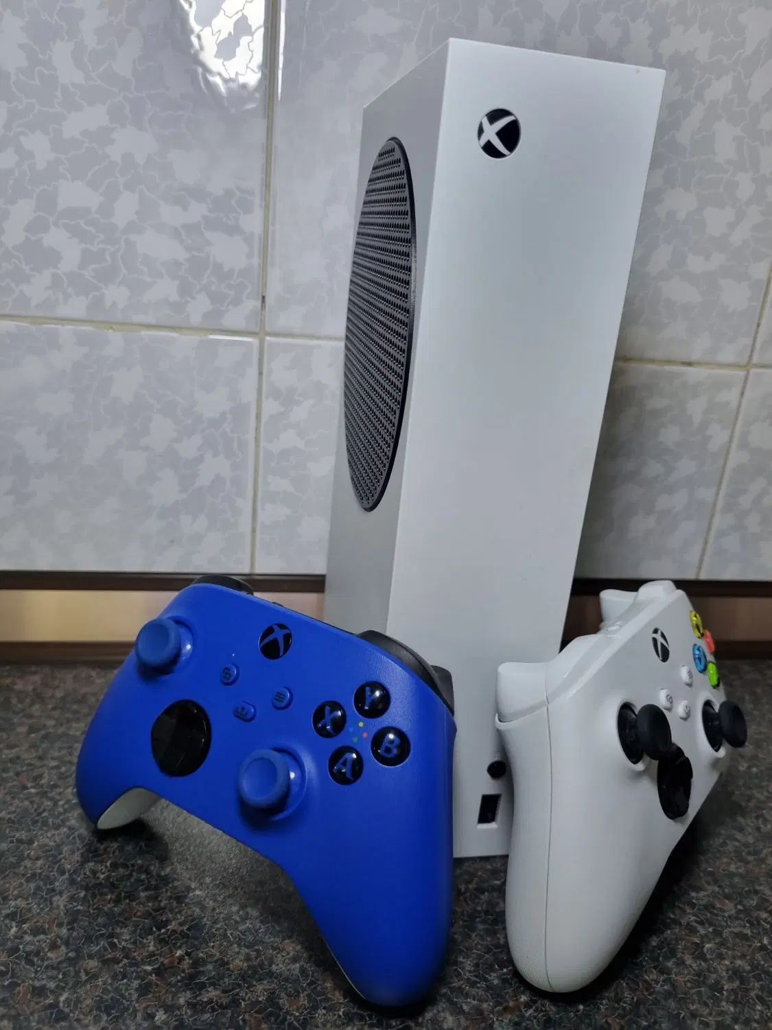 فروش Xbox Series S با لوازم کامل و دسته اضافی|کنسول، بازی ویدئویی و آنلاین|اصفهان, رهنان|دیوار