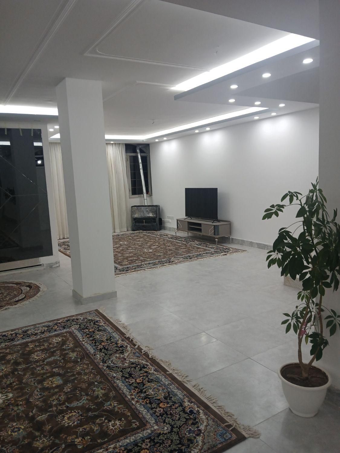 اجاره ویلا برای مسافران گروهی. ورزشکاران.پزشکان|اجارهٔ کوتاه‌مدت ویلا و باغ|مهاباد (آذربایجان غربی), |دیوار