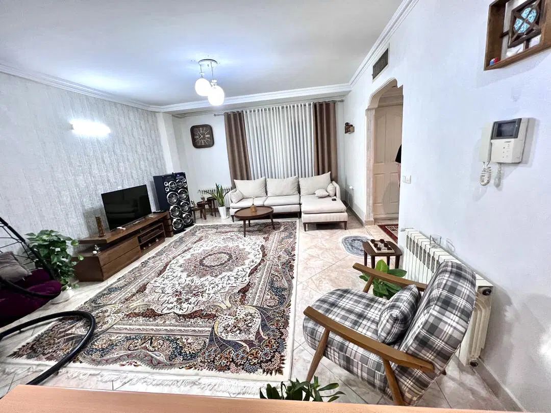 ۷۵متر سالن پرده خور/اوایل نفت/۲خواب/تخلیه/حتی مجرد|اجارهٔ آپارتمان|تهران, شهرک نفت|دیوار