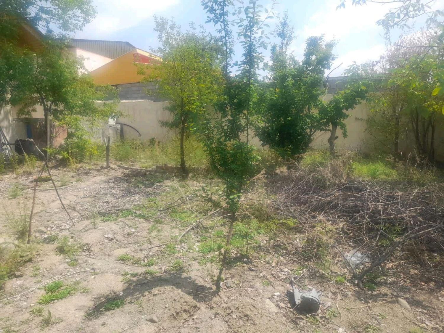 ویلا باغ ۶۹۰ متری با 70 متر بنا در مهرآباد رودهن|فروش زمین و ملک کلنگی|رودهن, |دیوار