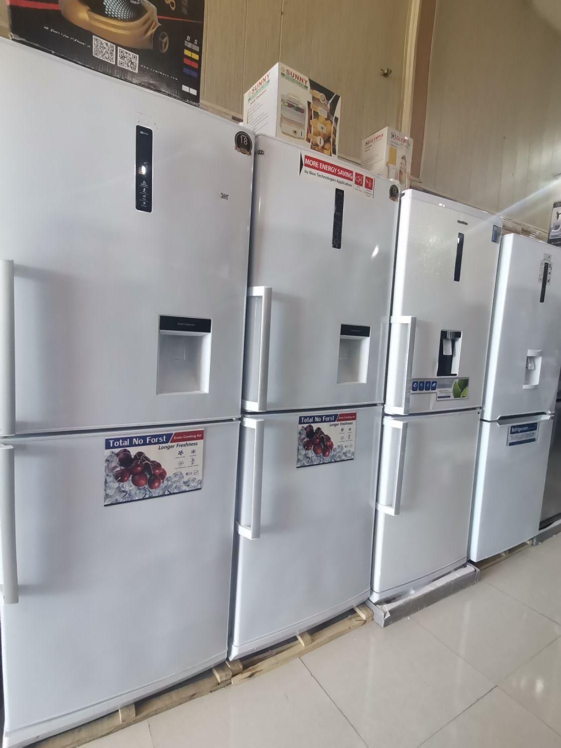 یخچال فریزر بدون برفک با گارانتی (سه راه ایثار)|یخچال و فریزر|ارومیه, |دیوار