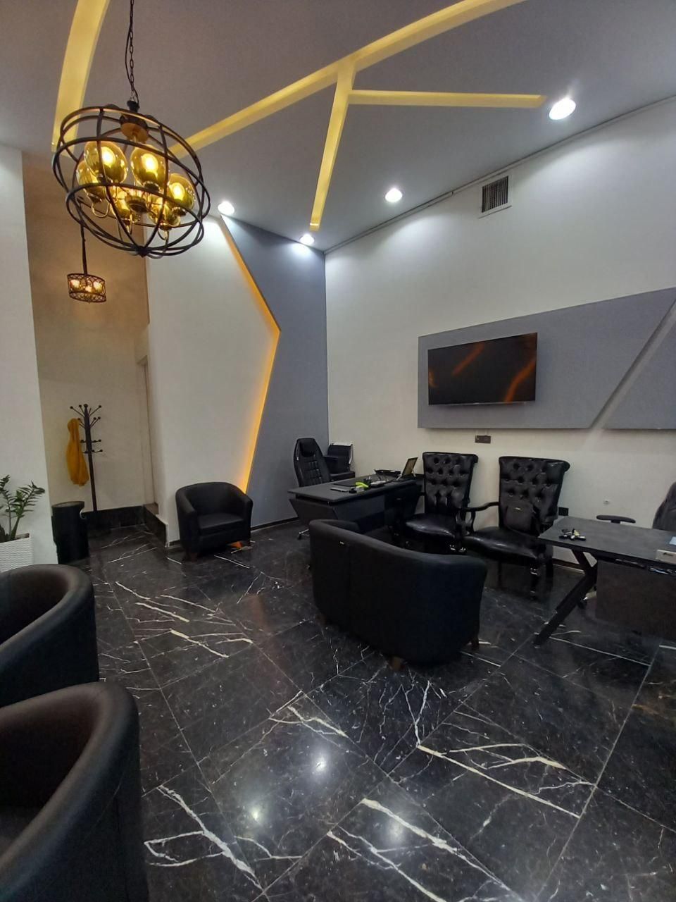 فروش مغازه ۱۱۱ متری ۵۵ متر تجاری ۵۶ متر مسکونی|فروش مغازه و غرفه|رودهن, |دیوار