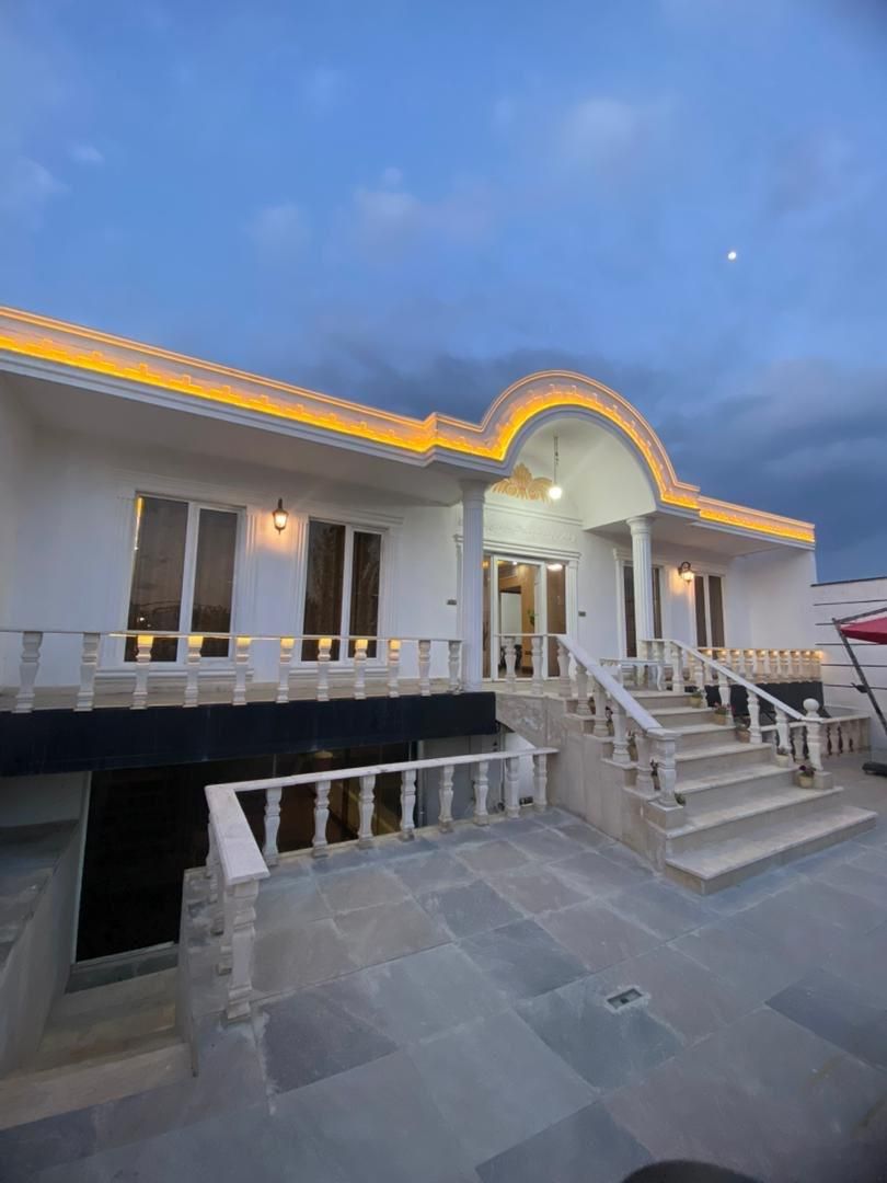 عمارت سفید|اجارهٔ کوتاهمدت ویلا و باغ|اصفهان, پارک مشتاق|دیوار