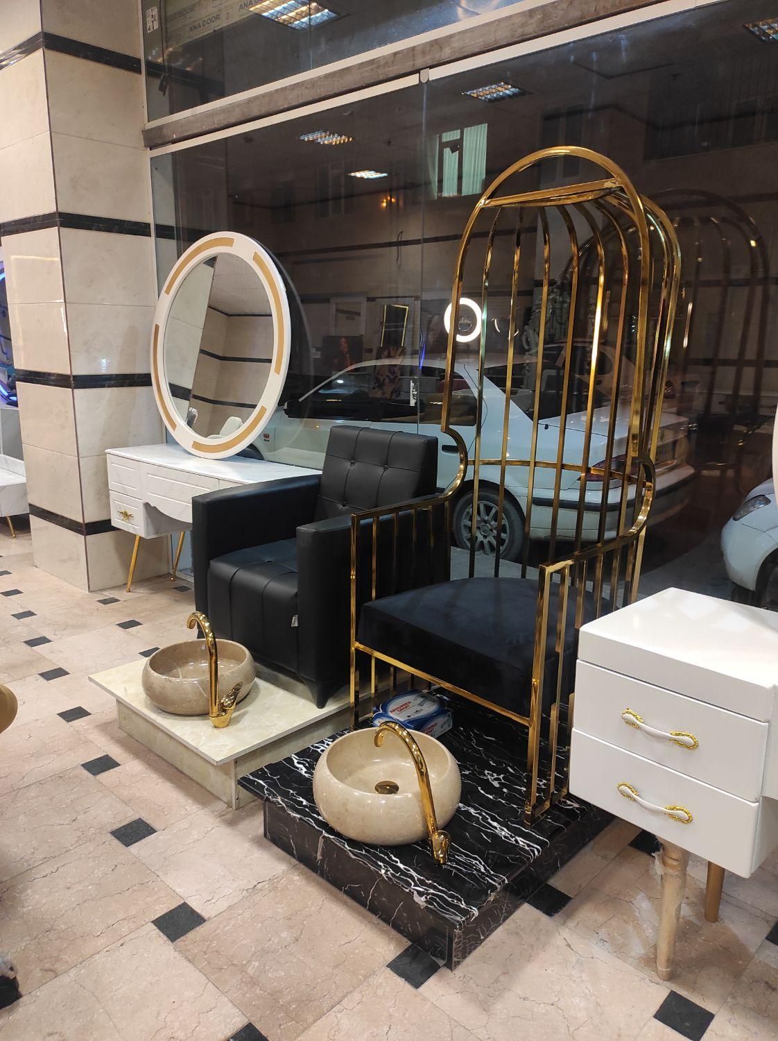 وسایل آرایشگاه صندلی مدل خورشیدی میز آینه|آرایشگاه و سالنهای زیبایی|تهران, خلازیر|دیوار