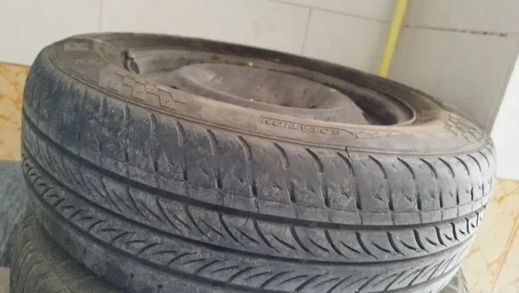 لاستیک 185/65 B14  تیوبلس با رینلگ|قطعات یدکی و لوازم جانبی|کرج, شهرک فرهنگیان|دیوار