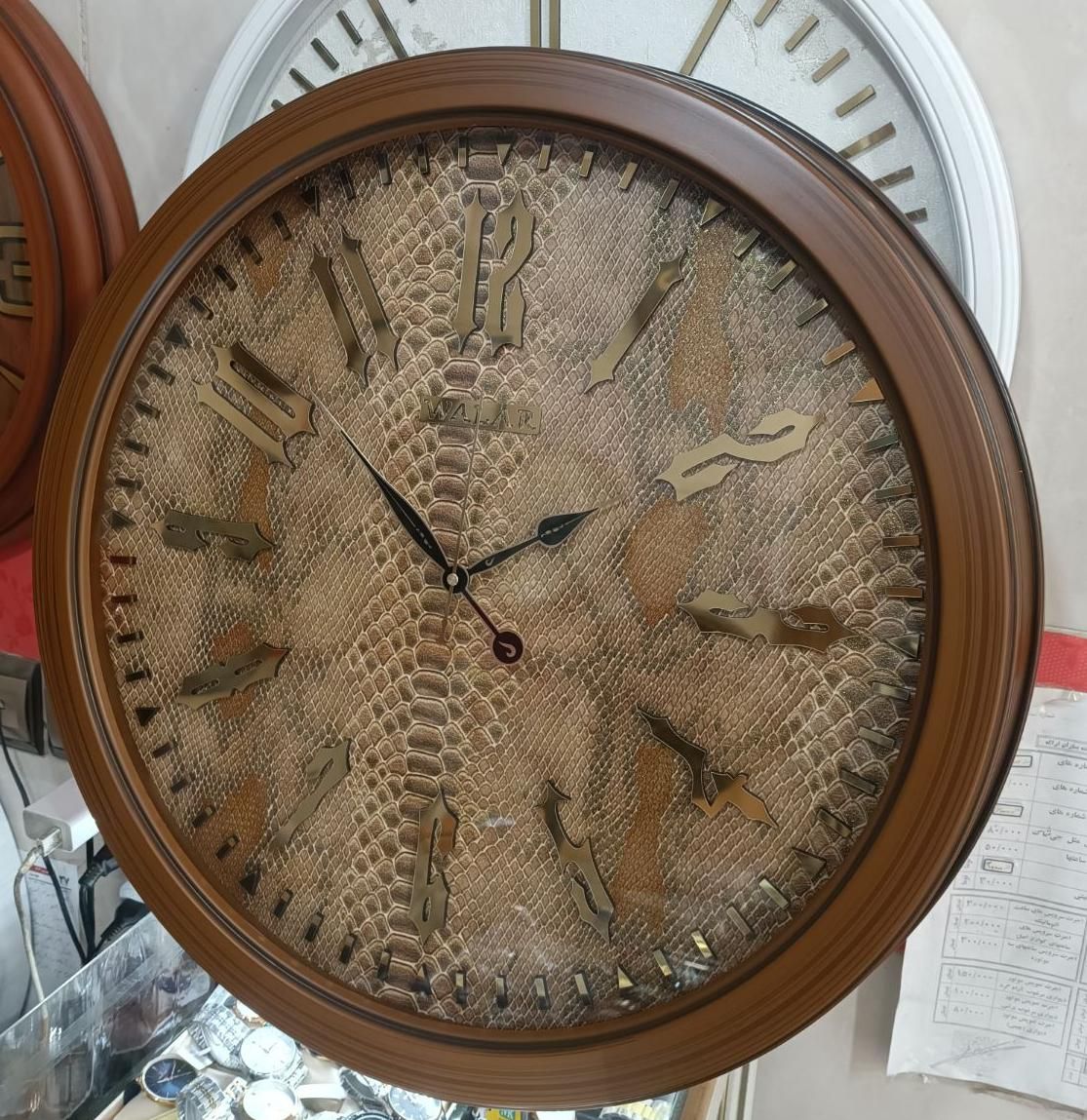 ساعت دیواری سایز 60 صفحه پوست ماری در سه رنگ|ساعت دیواری و تزئینی|اراک, |دیوار