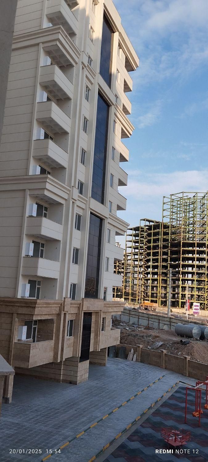 برقکار صنعتی و ساختمانی|خدمات پیشه و مهارت|هشتگرد, هشتگرد قدیم|دیوار