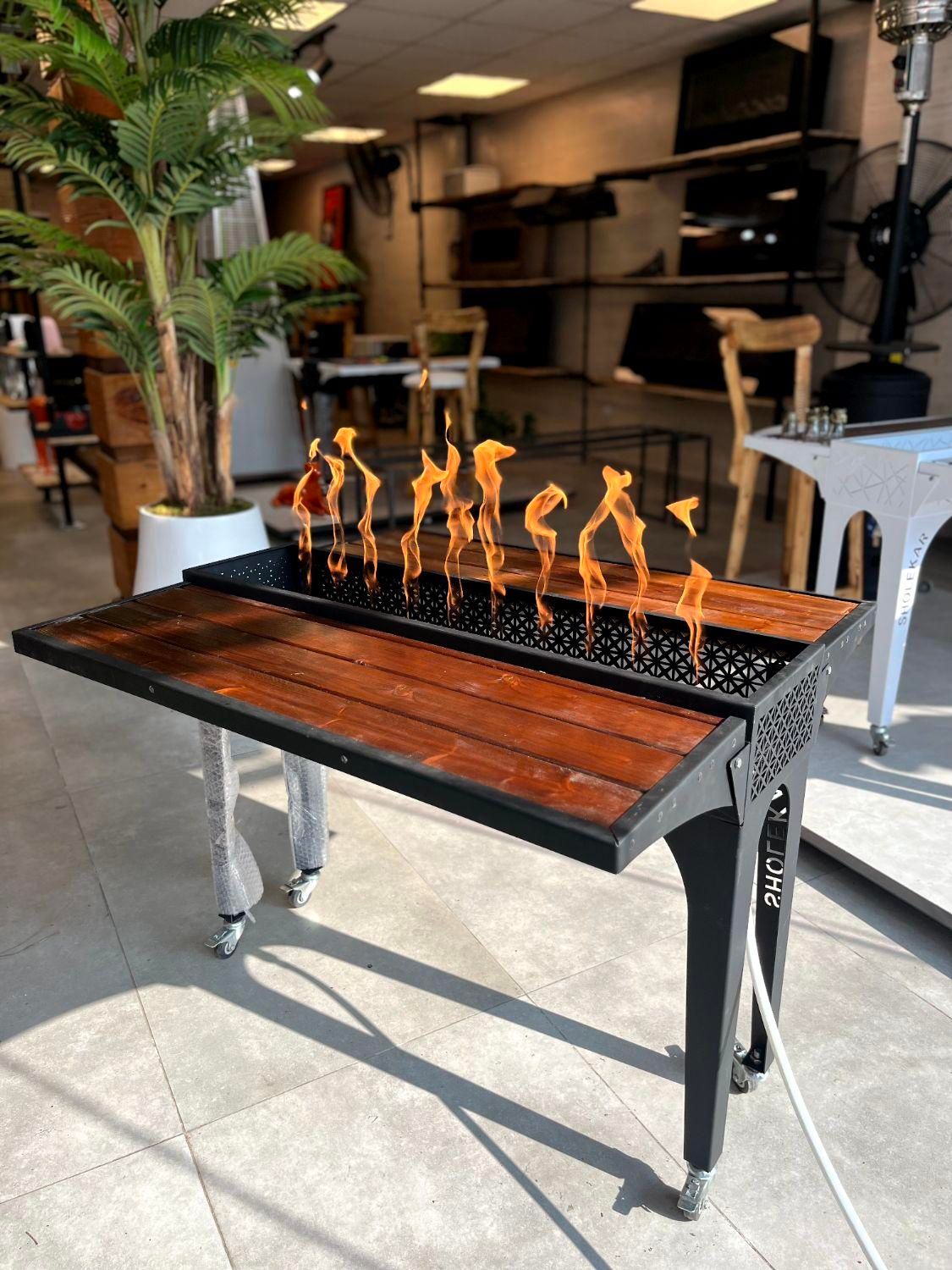 میز آتشدان|کافی‌شاپ و رستوران|رشت, بازار|دیوار