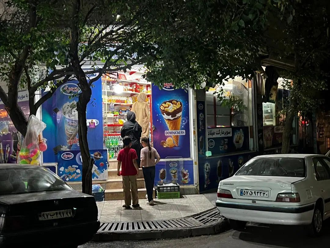 ۴۱ متر میدان ایثارگران داخل پژوهنده سه بر|فروش مغازه و غرفه|تهران, شهرک ولیعصر جنوبی|دیوار