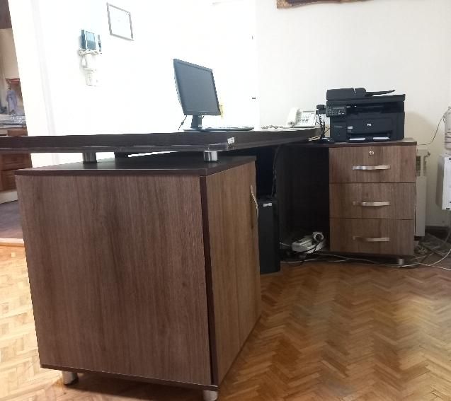 میز و مبل اداری در حد نو|دفتر کار|تهران, سعادت‌آباد|دیوار