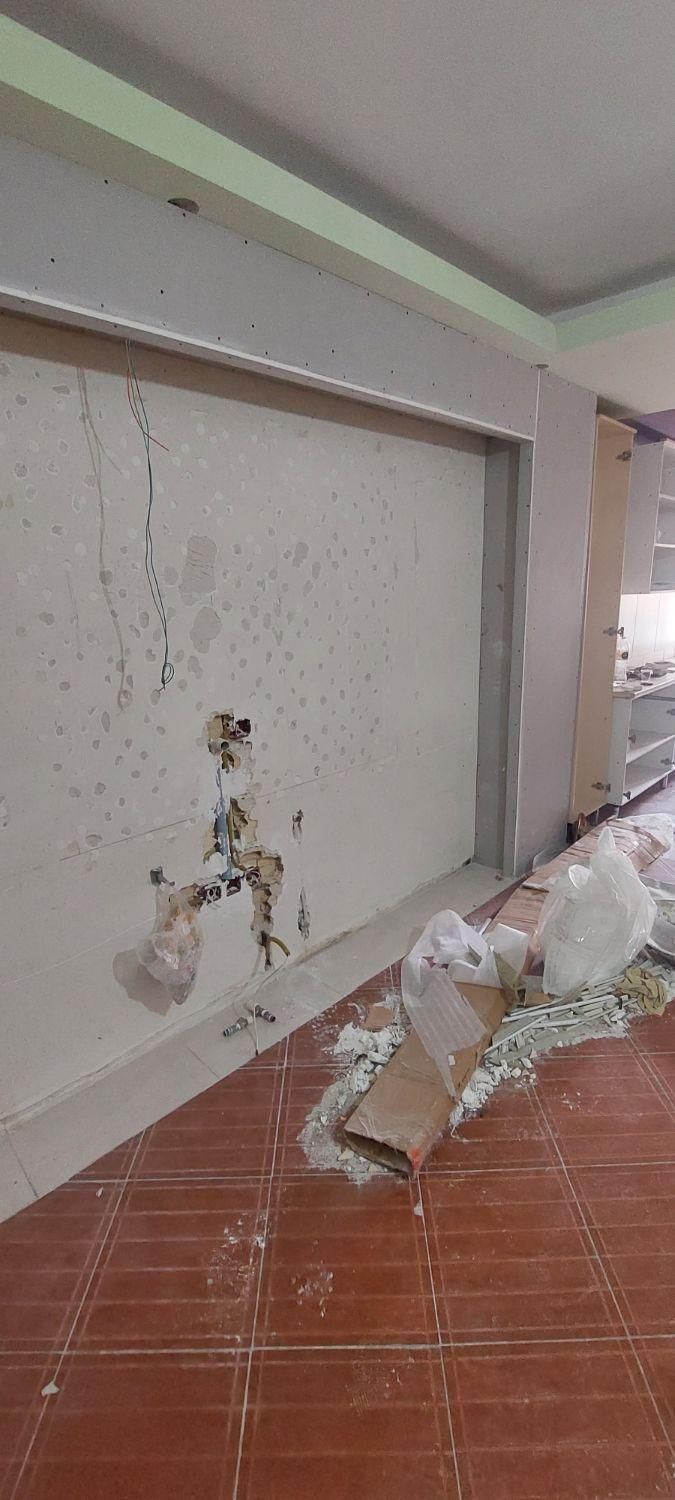 نقاشی ساختمان ونصب کاغذ دیواری ونصب و رنگ کناف|خدمات پیشه و مهارت|قزوین, |دیوار