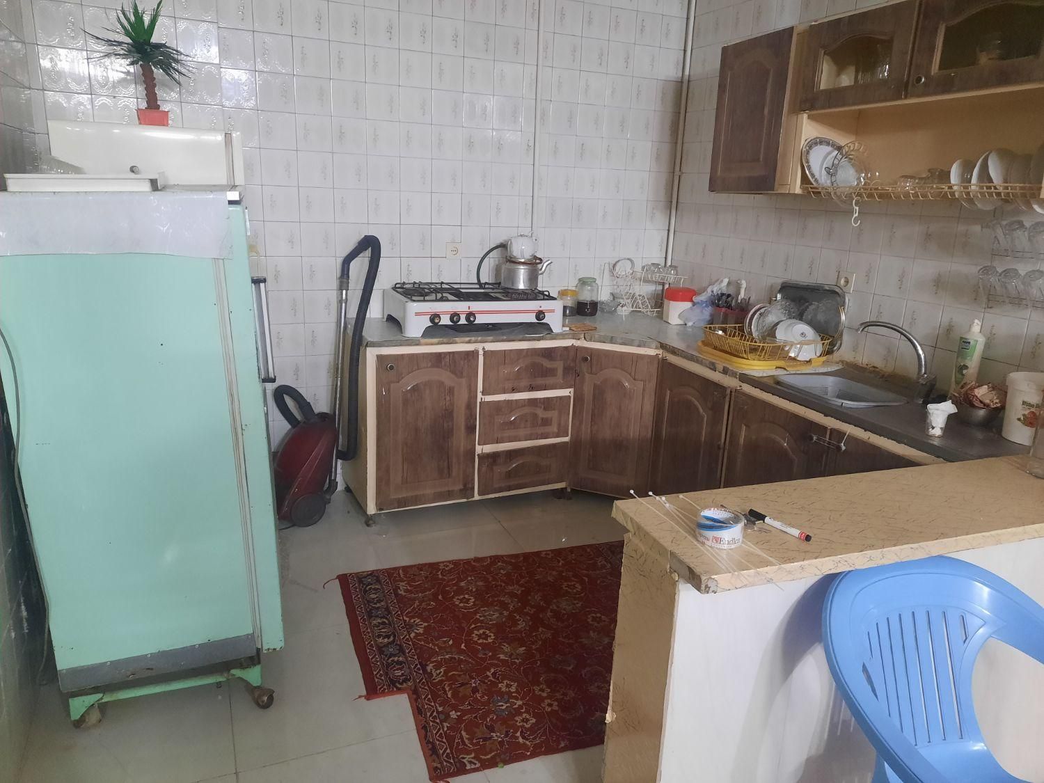 ویلایی دو طبقه پلاک سوم خیابان گلستان/زیر قیمت|فروش خانه و ویلا|اصفهان, برازنده|دیوار