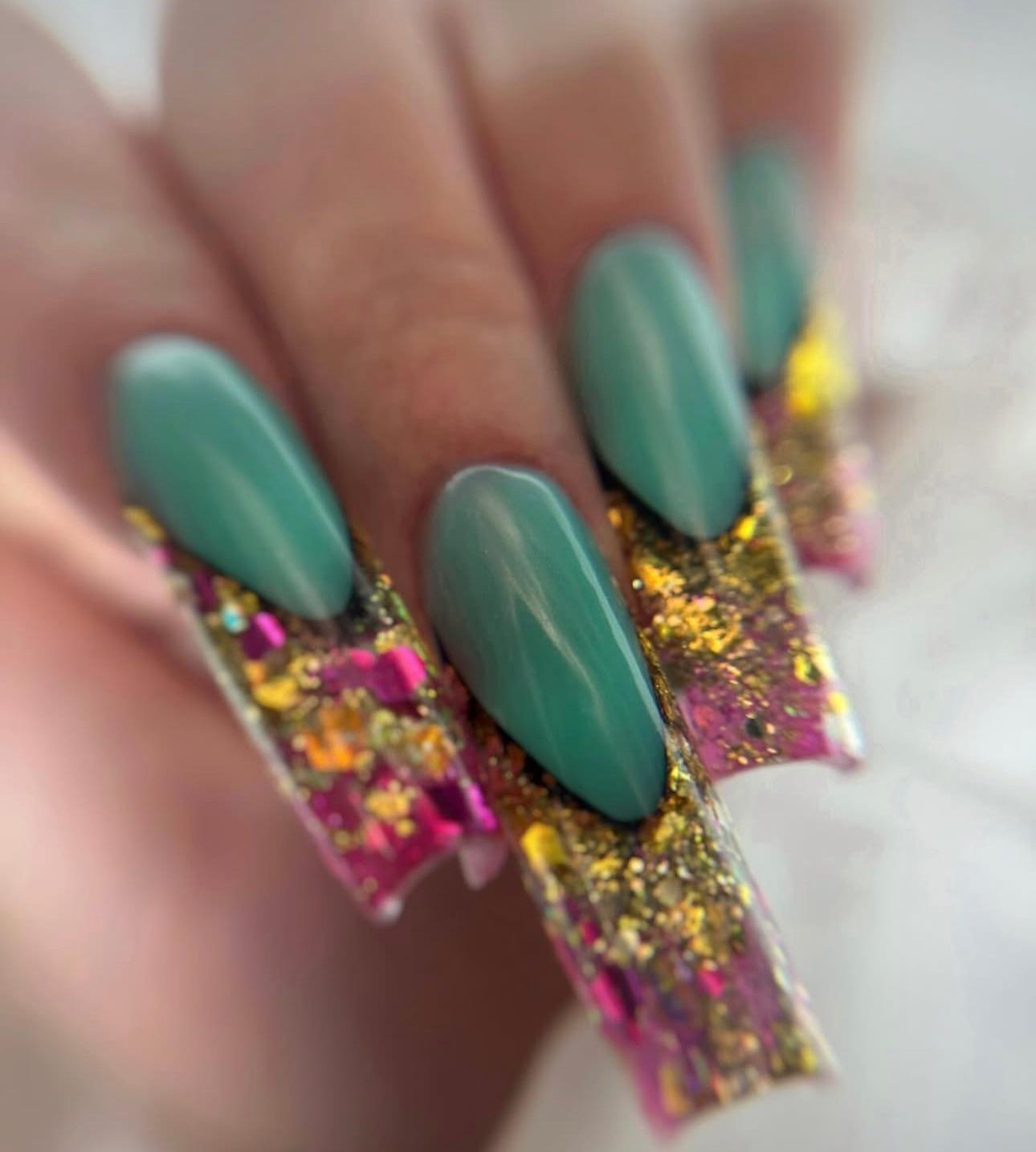 دستیار ناخنکار|استخدام درمانی، زیبایی، بهداشتی|تهران, دریا|دیوار