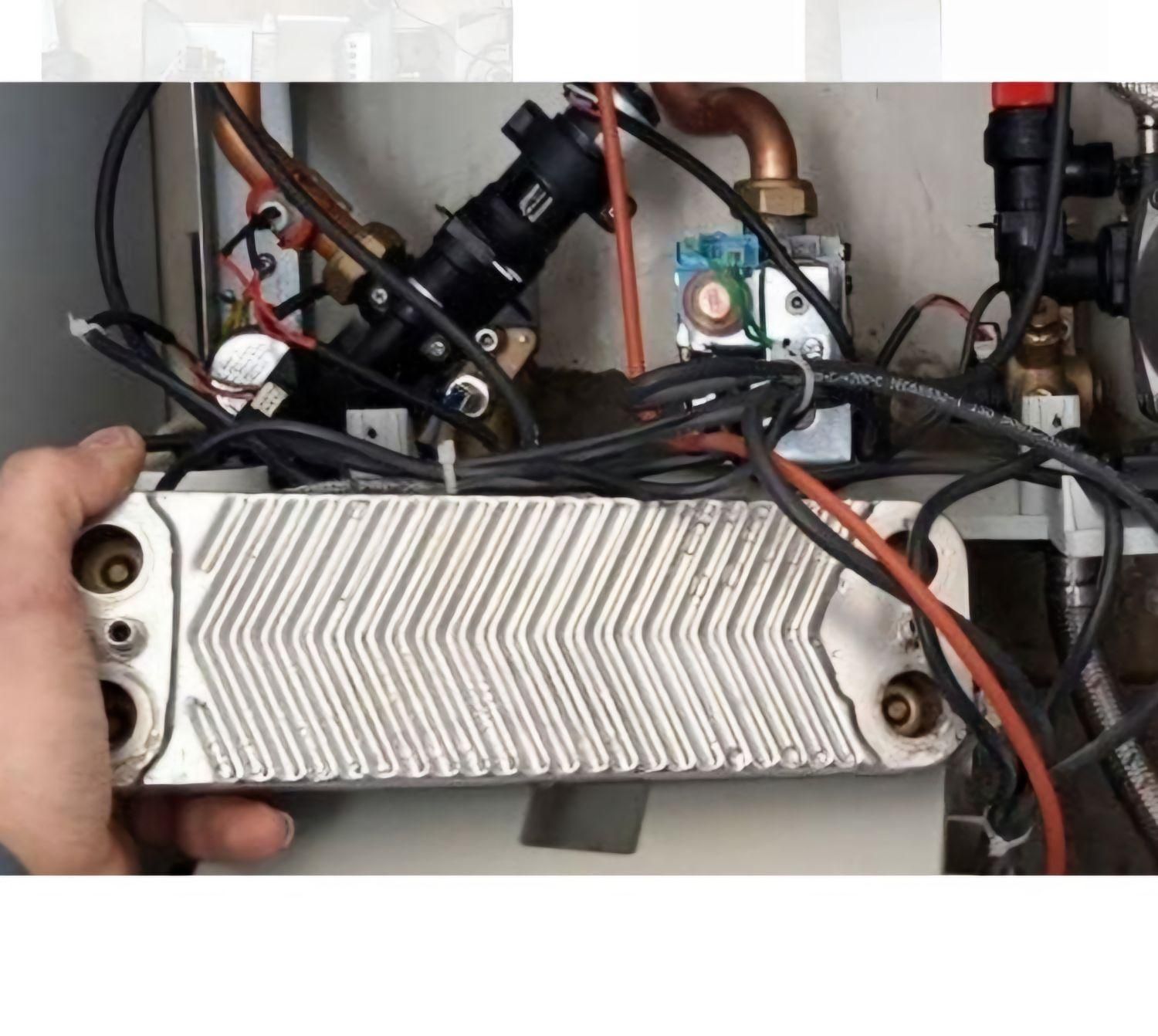 نصب‌وسرویس پمپ‌آب،پکیج  ابگرمکن،شیرالات  لوله کشی|خدمات پیشه و مهارت|محمدشهر, همایون ویلا|دیوار