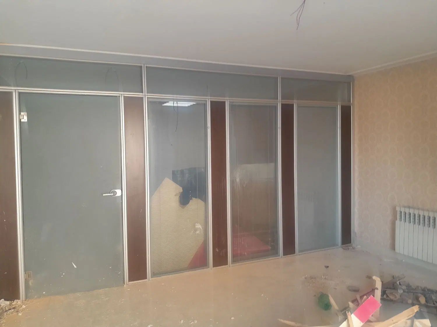 استخدام کارگر تولید و نصب درب و پنجره UPVC|استخدام معماری، عمران و ساختمانی|تهران, نارمک جنوبی|دیوار