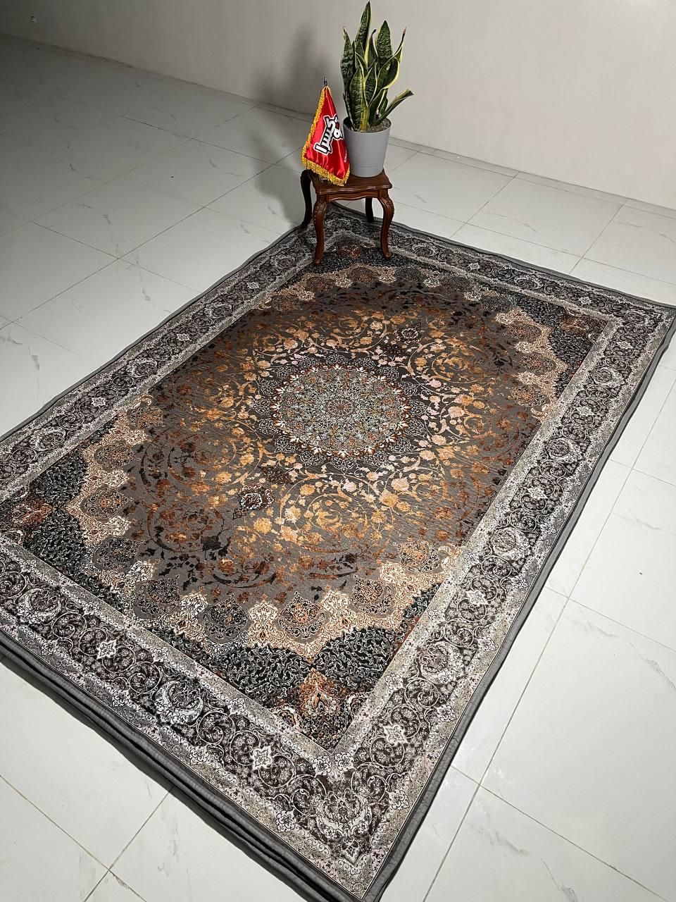 فرشینه نمدی دنیز|فرش|ساوه, |دیوار