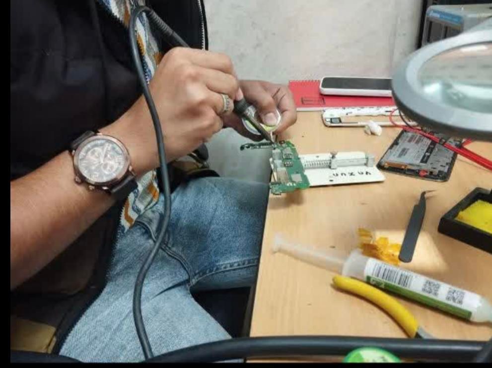 آموزش تعمیرات موبایل و الکترونیک پردیس دانشگاه یزد|خدمات آموزشی|یزد, |دیوار