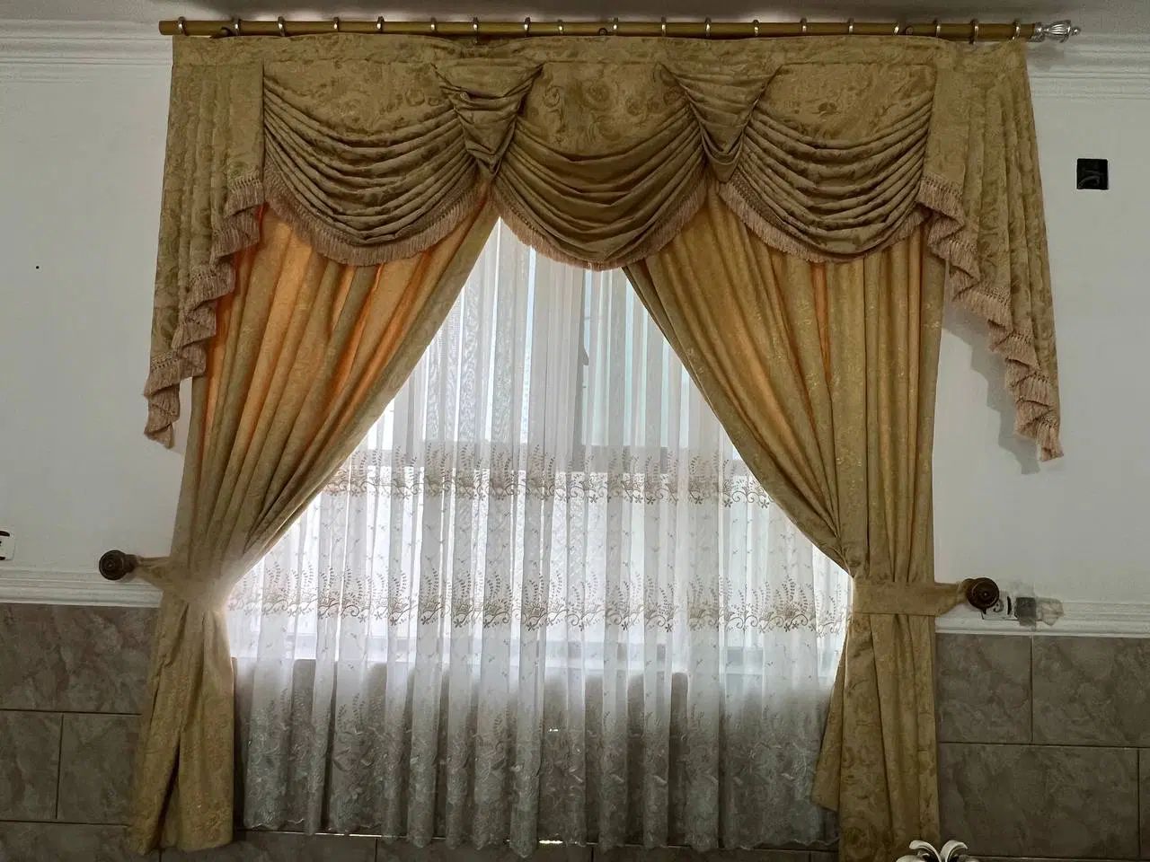 پرده|پرده، رانر، رومیزی|مشهد, امام خمینی|دیوار