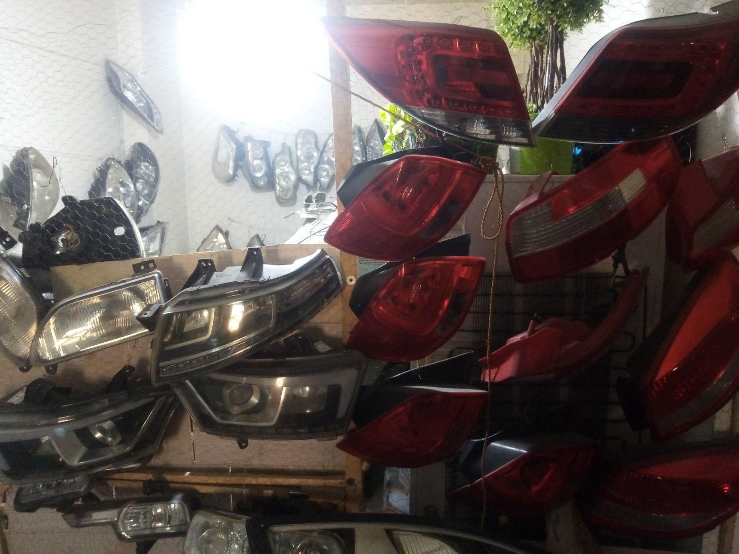 استوک سپر چینی ایرانی .بدنه چراغ|قطعات یدکی و لوازم جانبی|مشهد, الهیه|دیوار