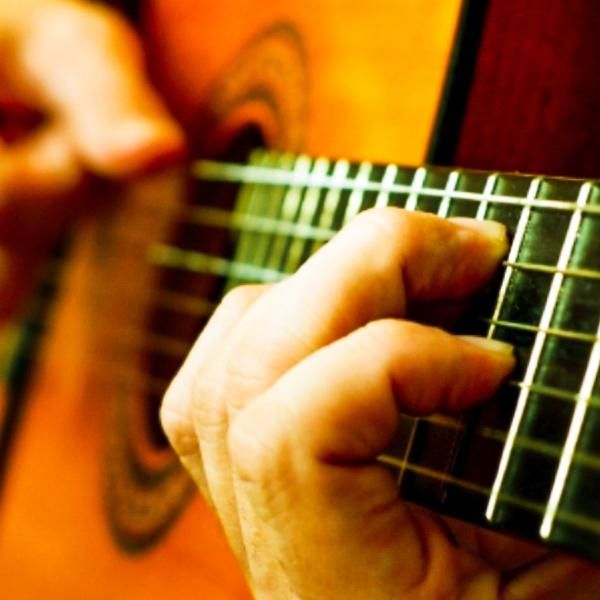 آموزش گیتار کلاسیک و پاپ|خدمات آموزشی|لنگرود, |دیوار