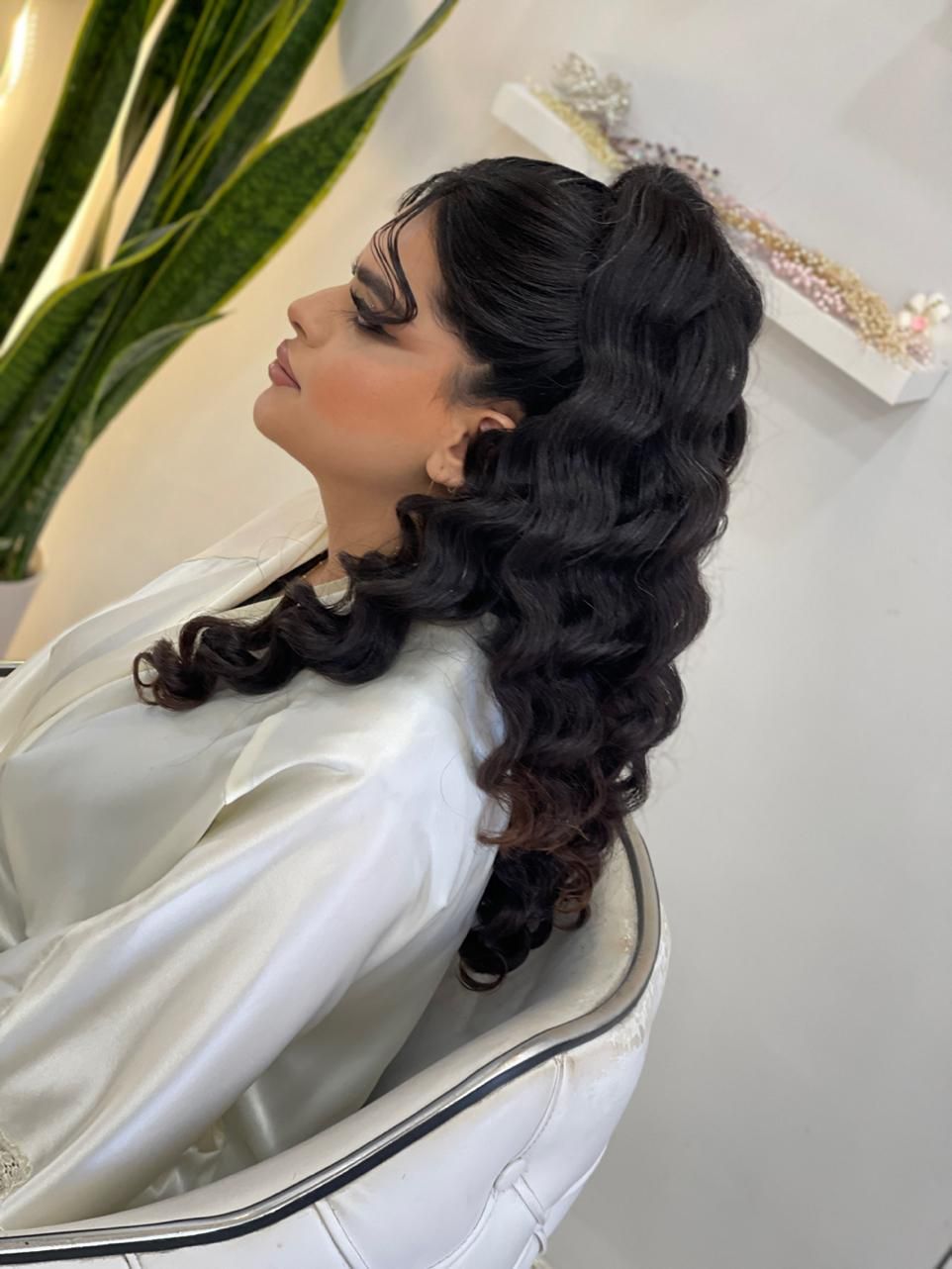 دستیار حرفه ای شینیون|استخدام درمانی، زیبایی، بهداشتی|همدان, |دیوار