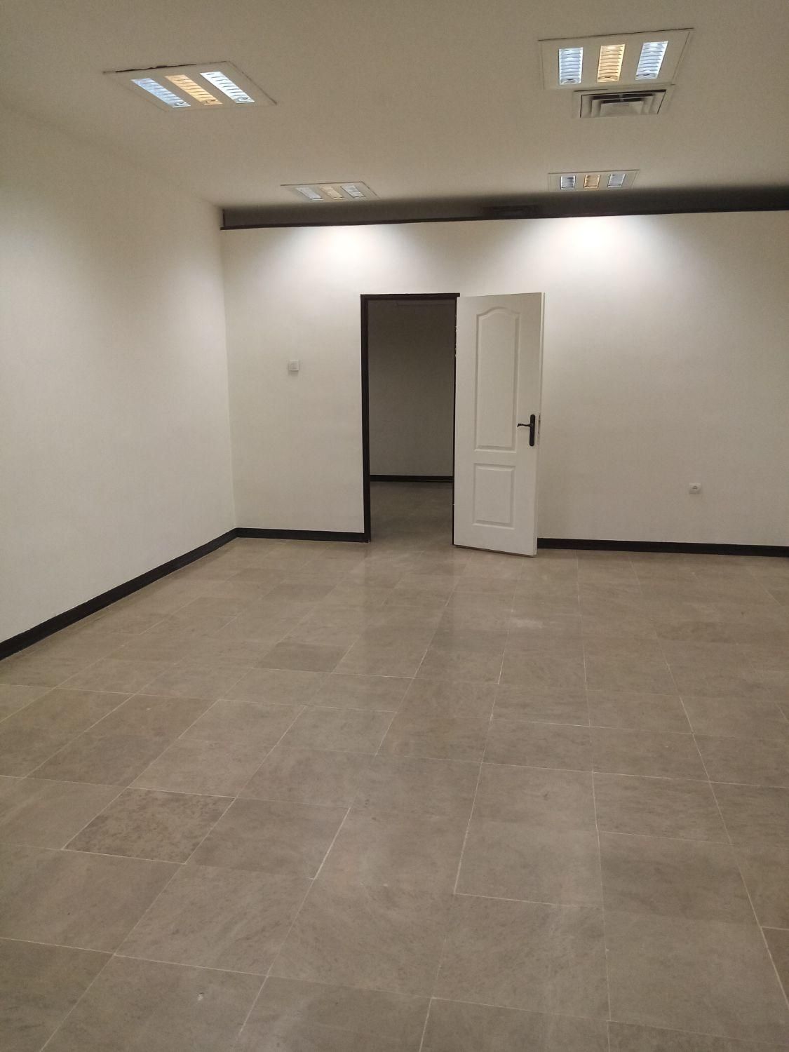 ۱۲۰متر سند اداری۳اتاق بزرگ۱۰ساله بهترین موقعیت|فروش دفتر کار، اتاق اداری، مطب|تهران, ظفر|دیوار