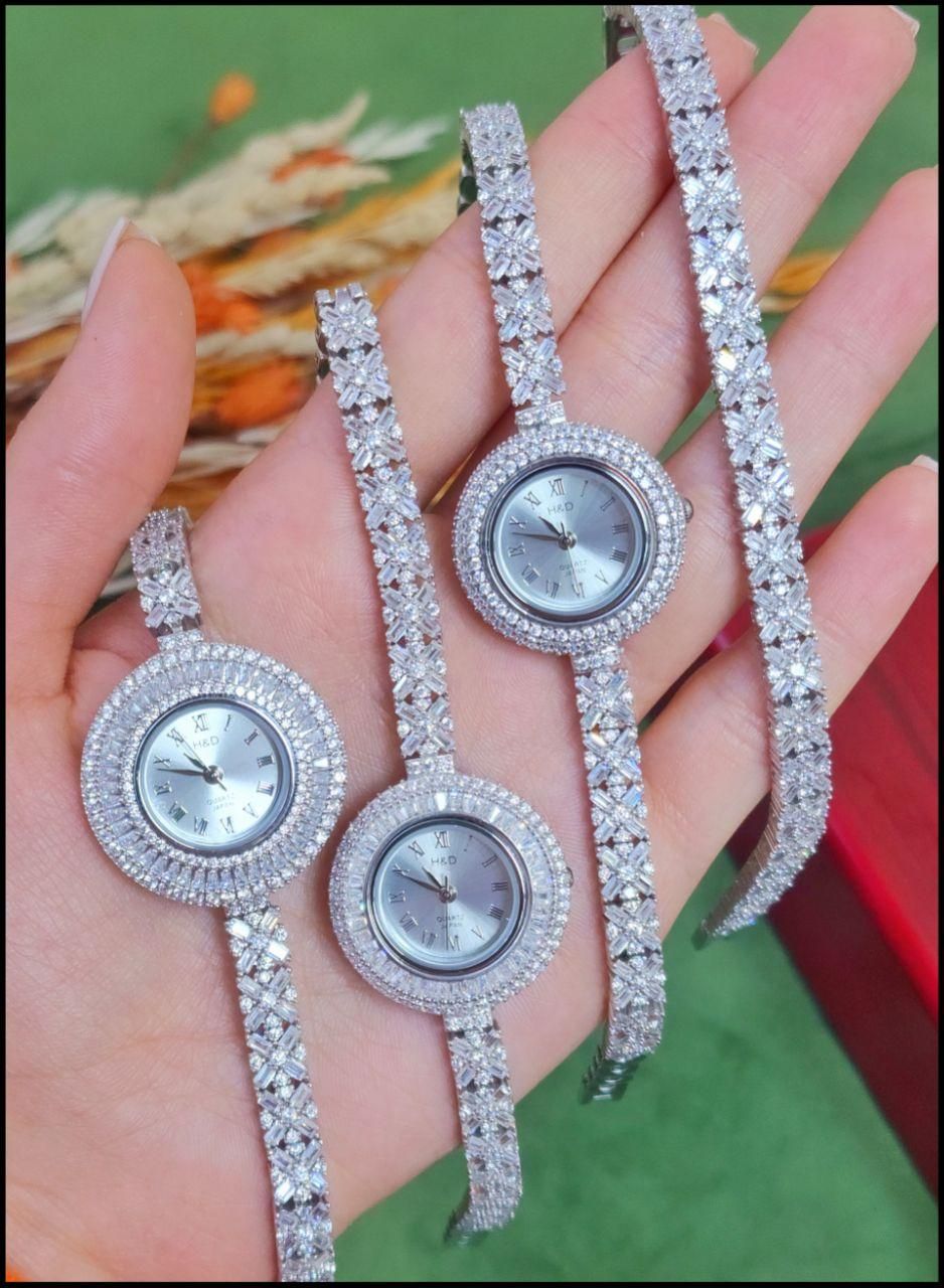 ساعت نقره اقساطی با چک معتبر فقط در نقره رضازاده۰۲|بدلیجات|تبریز, |دیوار