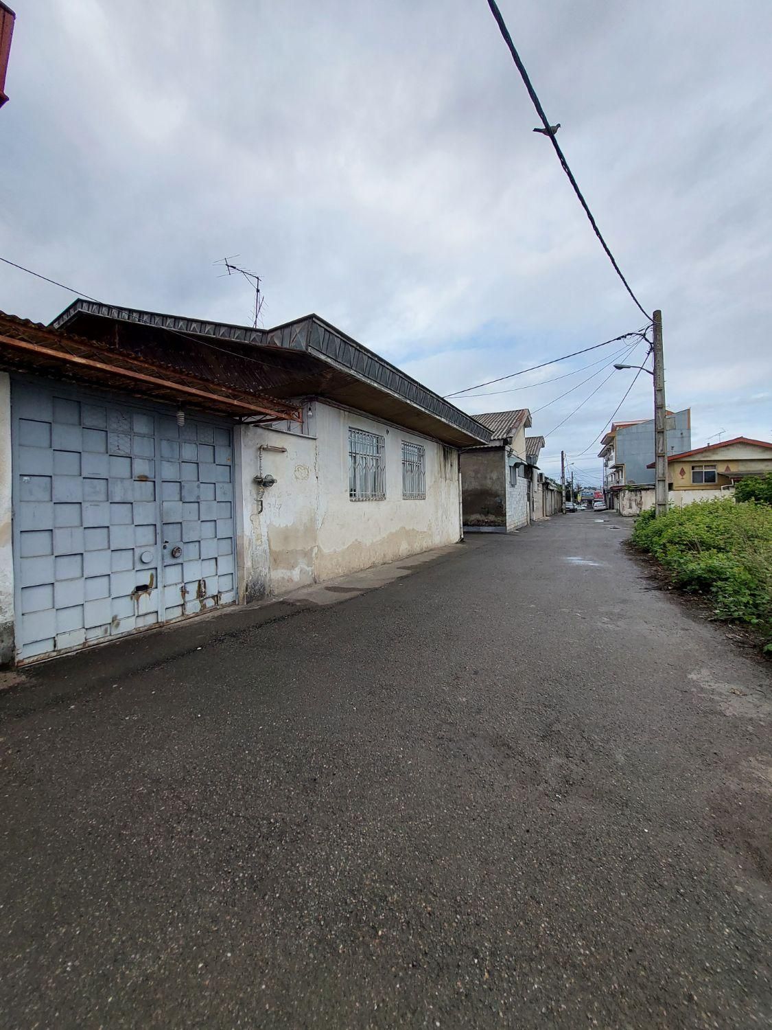 ویلایی ۱۷۱ متر سند دارد شکاری نزدیک خیابان|فروش خانه و ویلا|رشت, احمد گوراب|دیوار