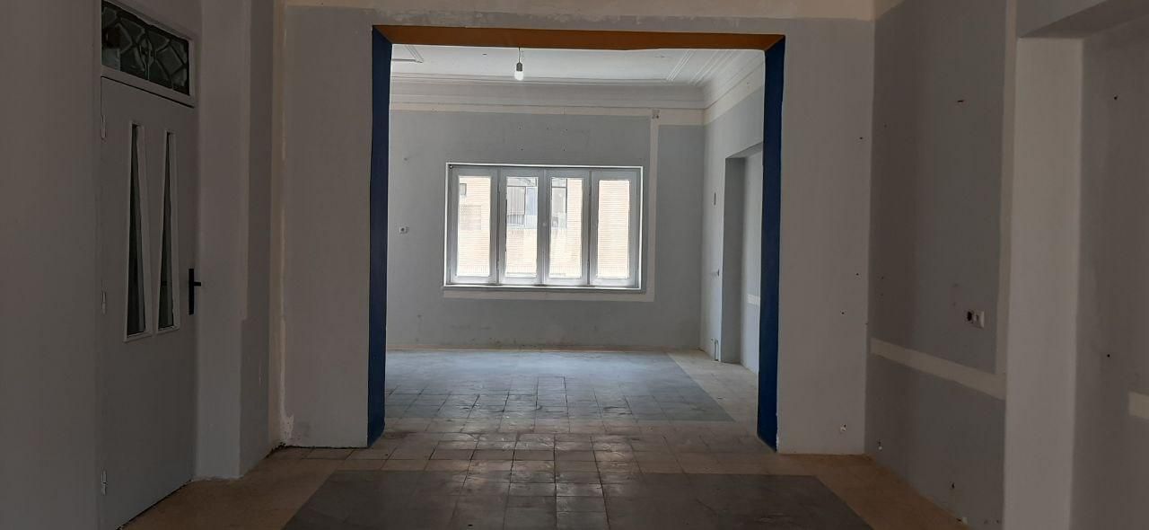 ملکی قدیمی و ارزنده حوالی میدان انقلاب|فروش خانه و ویلا|تهران, نصرت|دیوار