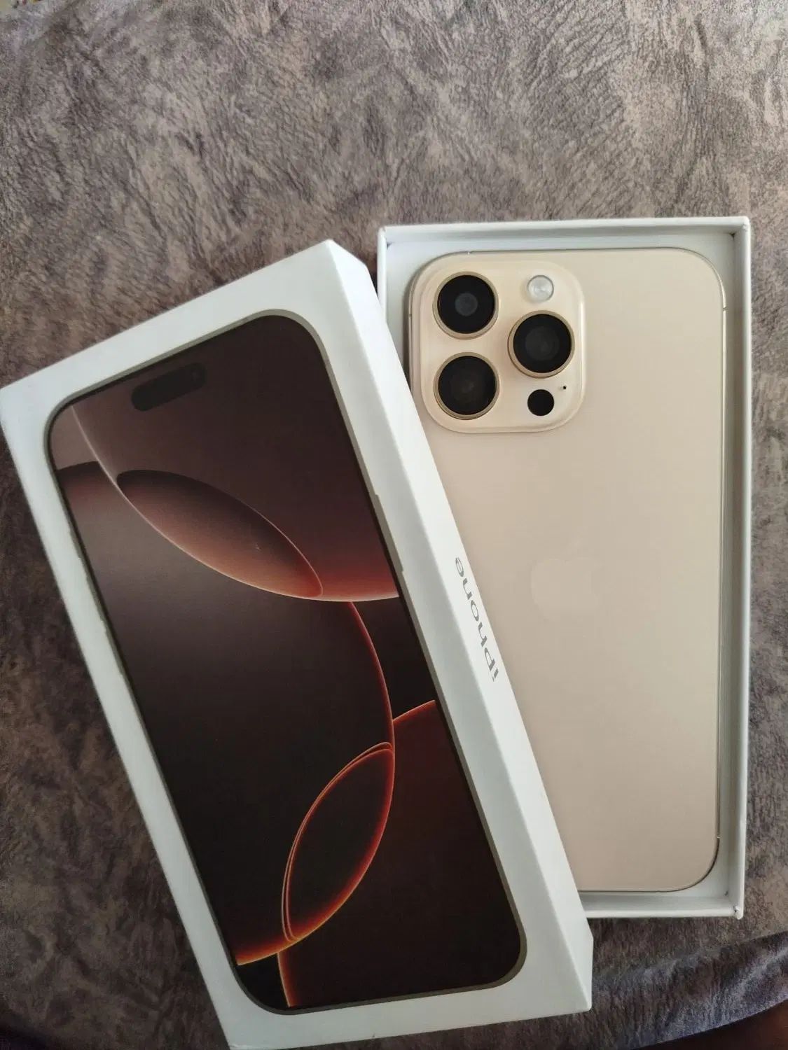 iPhone 16 Pro Max فول کپی ویتنام 1 ترابایت طلایی|موبایل|مشهد, الهیه|دیوار