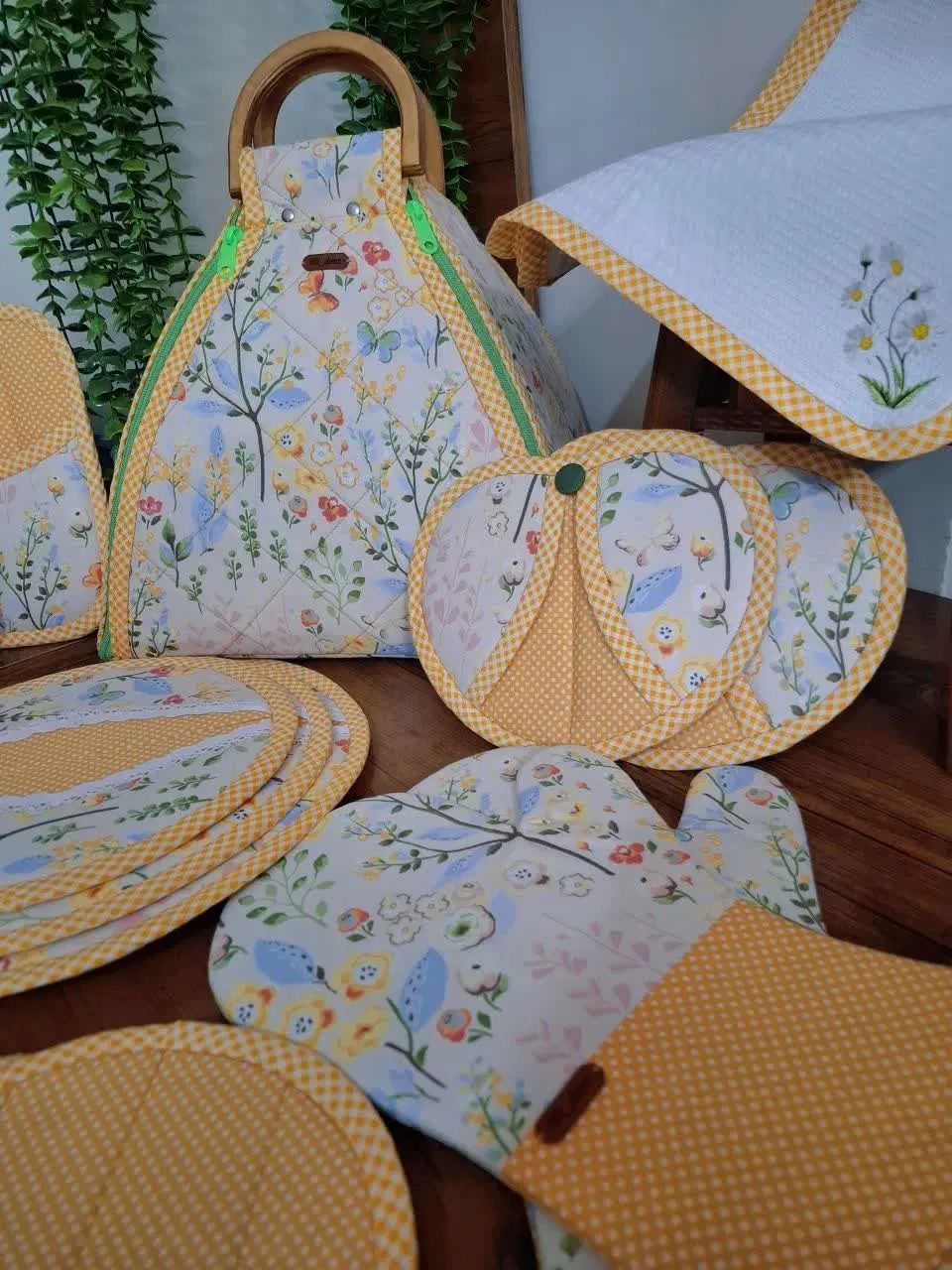 سرویس آشپزخانه|سفره، حوله، دستمال آشپزخانه|اصفهان, بهارستان|دیوار