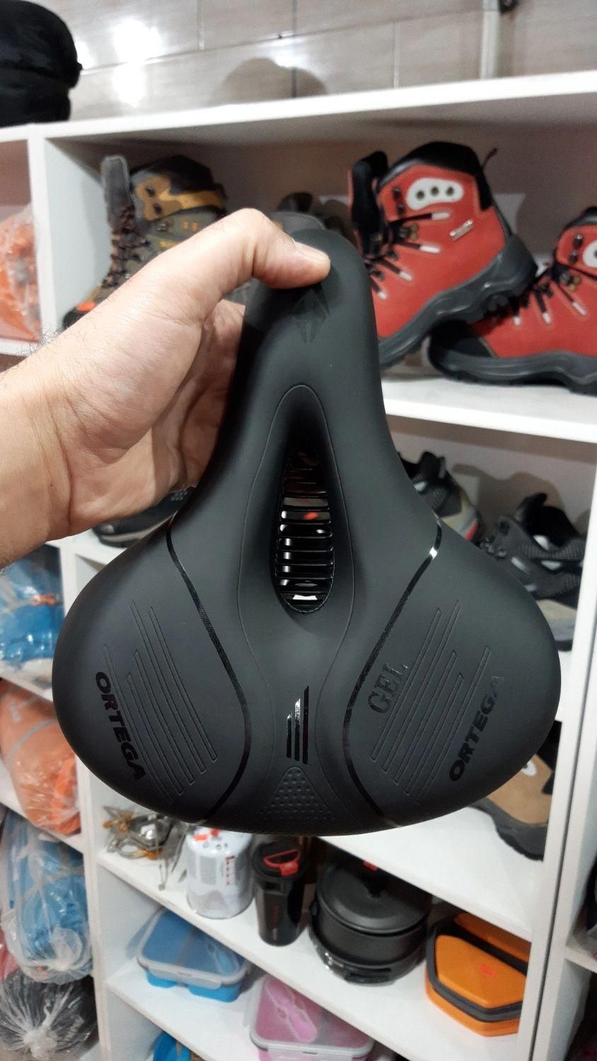 زین ارگونومیک با چراغ شارژی با نشیمن راحت|دوچرخه، اسکیت، اسکوتر|شاهین‌شهر, سعدی جنوبی|دیوار