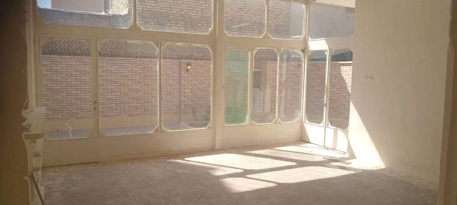 فروش منزل مسکونی خ باهنر|فروش خانه و ویلا|اصفهان, آهنگران|دیوار
