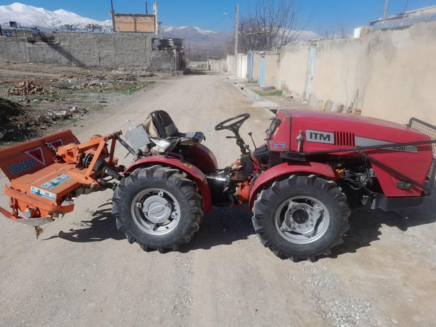 تراکتور باغی و بزرگ شخم روتیواتر تسطیح،خاک ورزی|خدمات باغبانی و درختکاری|هشتگرد, هشتگرد قدیم|دیوار