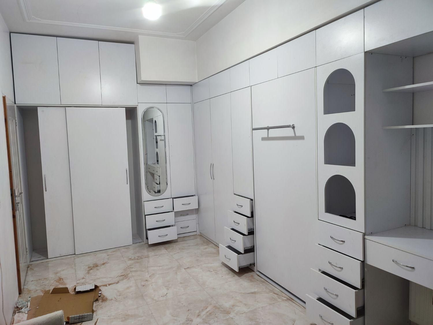 کمددیواری|جاکفشی، کمد، دراور|پاکدشت, حصار امیر|دیوار